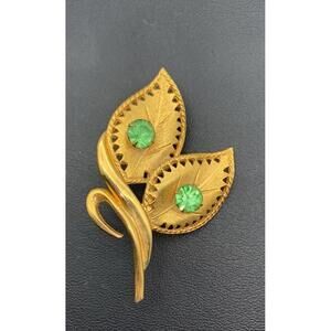 Vintage Celebrity Gold Tone Leaf Leaves Brooch Pin W Green Rhinestones  Signed